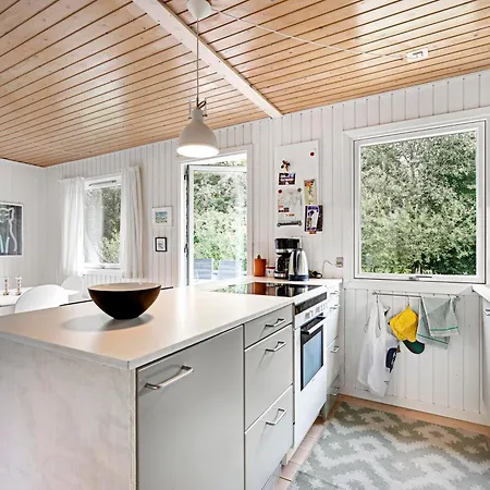 Nyaraló Well-maintained Close To Beautiful Swimming *