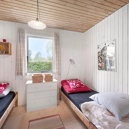 Nyaraló Well-maintained Close To Beautiful Swimming Ebeltoft